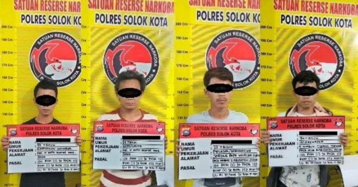 Empat orang warga Nagari Tanjung Balik, Kecamatan X Koto Diatas, Kabupaten Solok, ditangkap tim Satresnarkoba Polres Solok Kota pada.