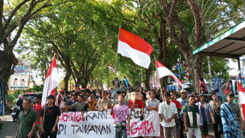 Masuki hari ke-5, masyarakat dari Pigogah Patibubur, Nagari Air Bangis, Kecamatan Sungai Beremas, Kabupaten Pasaman Barat, masih melaksanakan