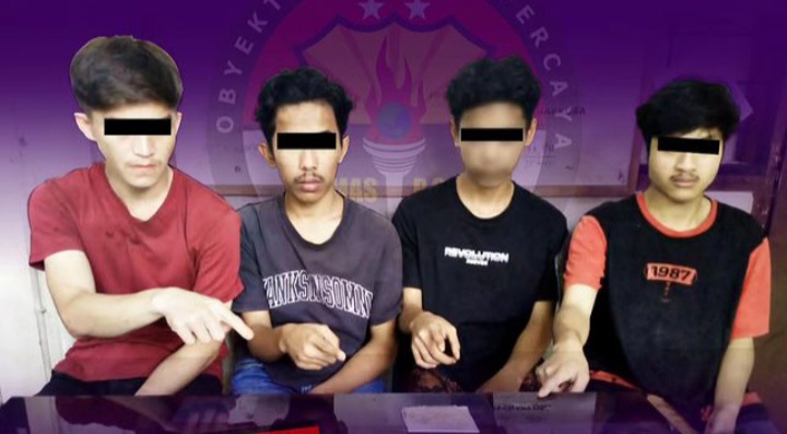 Tim Phantom Sat Narkoba Polres Payakumbuh menangkap empat orang laki-laki diduga terkait tindak pidana narkotika jenis ganja pada Kamis