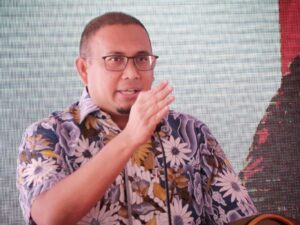 Ketua DPD Partai Gerindra Sumbar, Andre Rosiade meminta semua pihak meningkatkan sosialisasi Pilkada langsung serentak