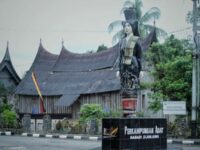 Lima desa wisata Sumatra Barat (Sumbar) berhasil menjadi yang terbaik pada Malam Anugerah Desa Wisata Indonesia (ADWI) 2023 yang digelar