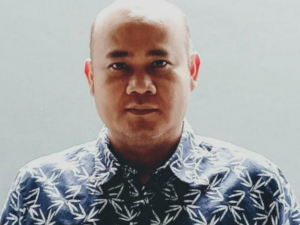 Sekampung Mendidik Seorang