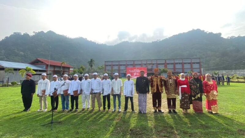 142 napi di RutanKelas II B Padang mendapatkan remisi atau pemotongan masa tahanan. Remisi itu dilakukan dalam rangka memperingati HUT RI