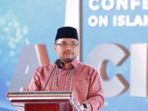 Menteri Agama Yaqut Cholil Qoumas membuka AICIS 2023. [Foto: Dok. UIN IB Padang]