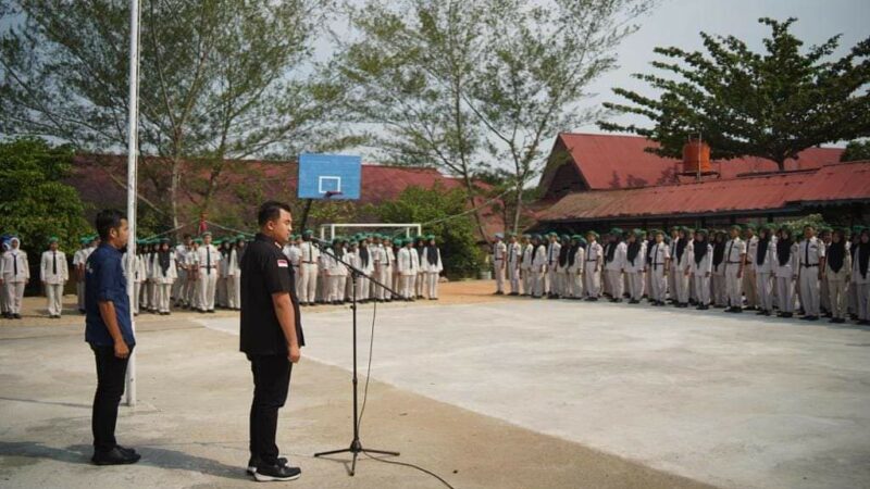 Apel Pagi di SMAN 1 Sungai Rumbai, Bupati: Belajar dengan Sungguh dan Kembangkan Potensi