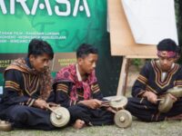 Alek "Orang Muda" di Istana Rakyat Selaras Alam: Milleniart Fest, Kongkow Seni untuk Kemanusiaan