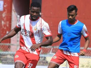 Penyerang Semen Padang FC Kenneth Ikechukwu Ngowoke