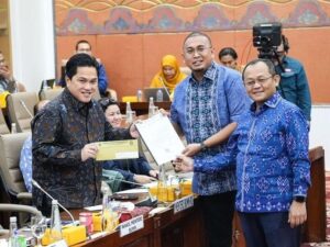 Dorong Pengembangan RSUP M Djamil, Andre Rosiade Serahkan Surat ke Menteri BUMN