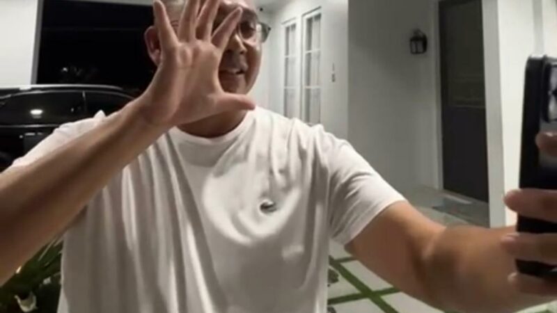 Kalahkan PSPS Riau, Andre Rosiade Beri Bonus Rp50 Juta untuk Semen Padang FC