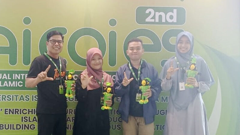 Mahasiswa FTK UIN IB Padang meraih juara dalam ajang AICOIES ke-2. [Foto: Dok. UIN IB Padang]