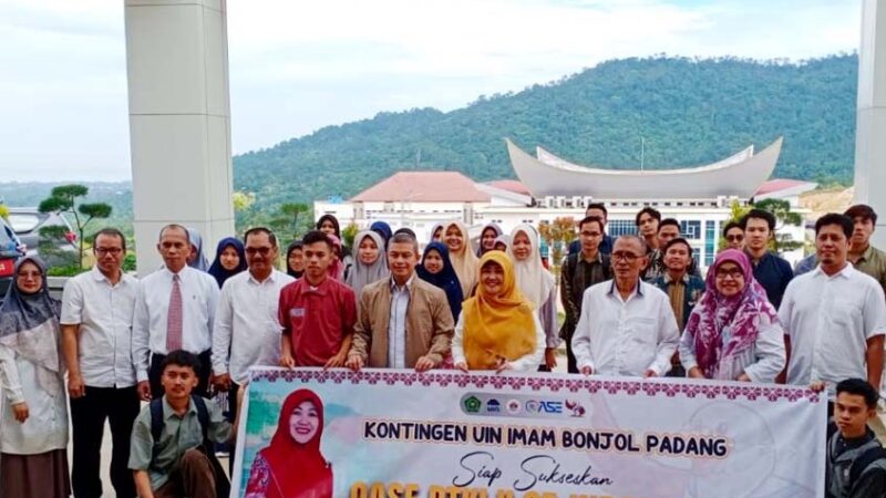 Pelepasan Kontigen UIN IB Padang untuk mengikuti OASE 2023. [Foto: Dok. UIN IB Padang]