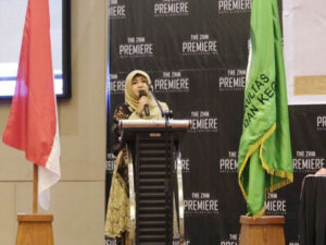 Martin Kustati, Rektor UIN Imam Bonjol Padang. [Foto: Dok. UIN IB Padang]