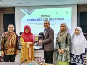 Kunjungan delegasi UIN IB Padang ke Malyasia menjajaki kerjasama. [Foto: Dok. UIN IB Padang]