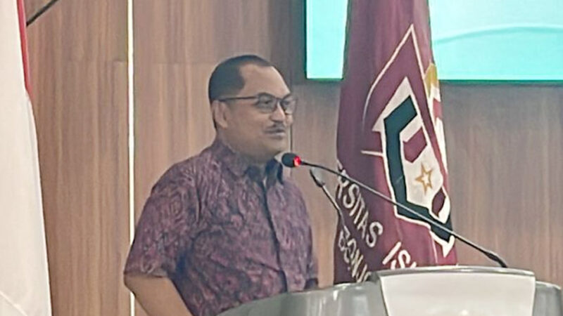 Warek III UIN IB Padang, Welhendri. [Foto: Dok. UIN IB Padang]