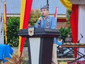 Pemerintah Kabupaten Tanah Datar angkat bicara terkait postingan Instagram @unesco soal songket. Kepala Dinas Pariwisata Tanah Datar Hendri