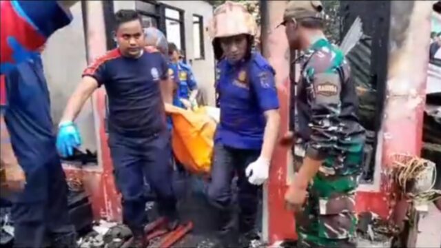 Sebuah rumah di Kelurahan Tanjung Pauh, Kecamatan Payakumbuh Barat, Kota Payakumbuh, Sumbar, terbakar pada Kamis (21/9/2023)