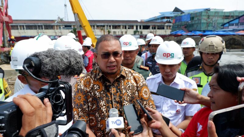 Anggota DPR RI Andre Rosiade memastikan progres atau perkembangan pembangunan jembatan layang atau Fly Over Sitinjau Lauik terus berjalan.