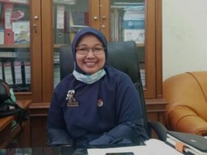 Sebanyak 500 vaksin rabies gratis disediakan oleh Dinas Kesehatan Kota Padang bagi masyarakat yang memelihara hewan peliharaan.