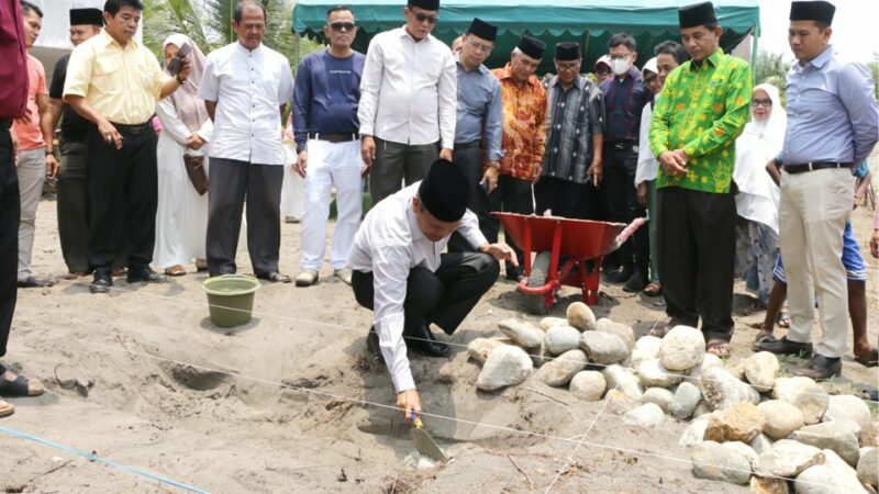 Wako Genius Umar Letakan Batu Pertama Pembangunan Musala Nur Hidayah Pasir Sunur