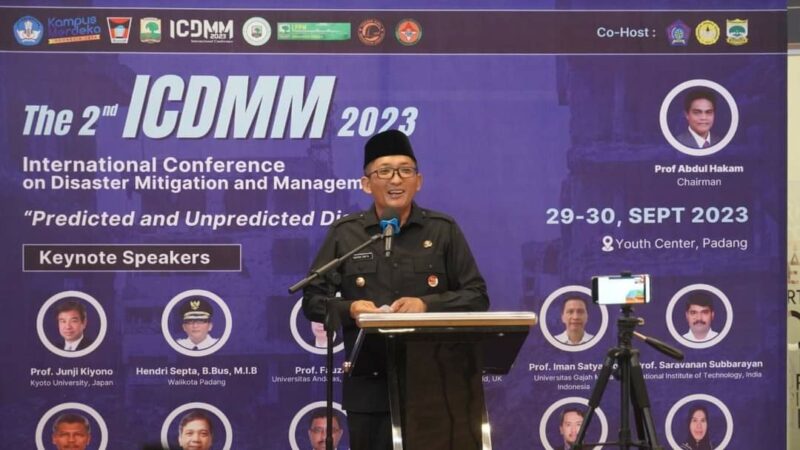 Hendri Septa Jabarkan Upaya Pemko Padang Hadapi Bencana