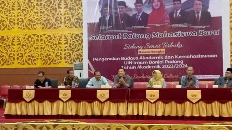 Giat PBAK bersama Muchamad Sidik Sisdiyanto, Sekretaris Menteri Agama dan PLT direktorat KSKK Madrasah. (Foto: Dok. UIN IB Padang)