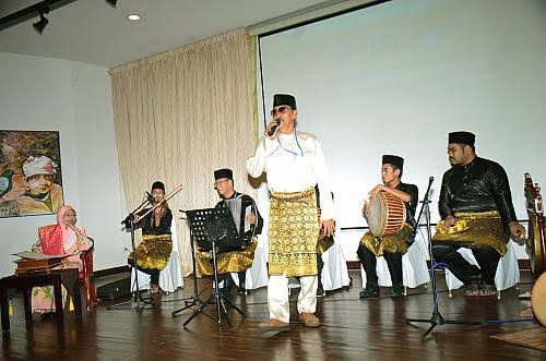 ICH Fest 2023: Melihat Dondang Sayang dari Malaysia Hingga Tari Kancer Lasan Suku Dayak Kenyah