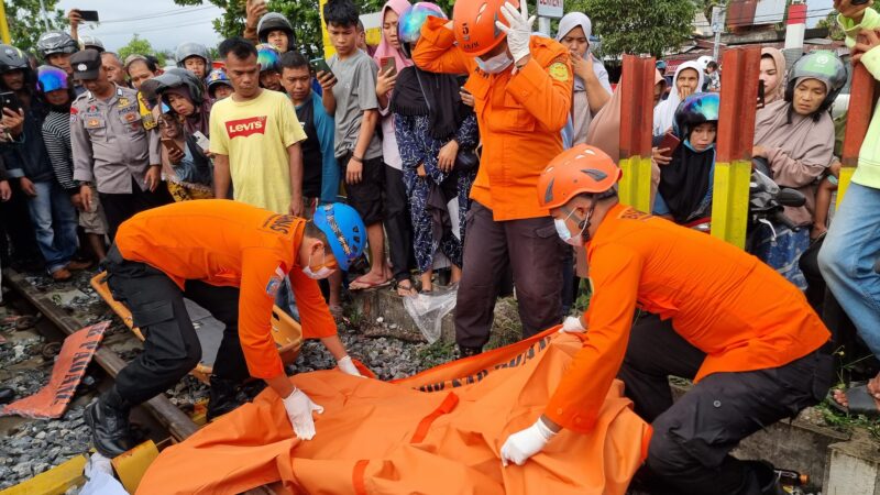 Hendak ke Kampus, Seorang Mahasiswa di Padang Meninggal Tertabrak Kereta Api