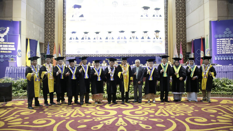 Terbanyak Sepanjang Sejarah, UNP Kukuhkan 16 Guru Besar Baru