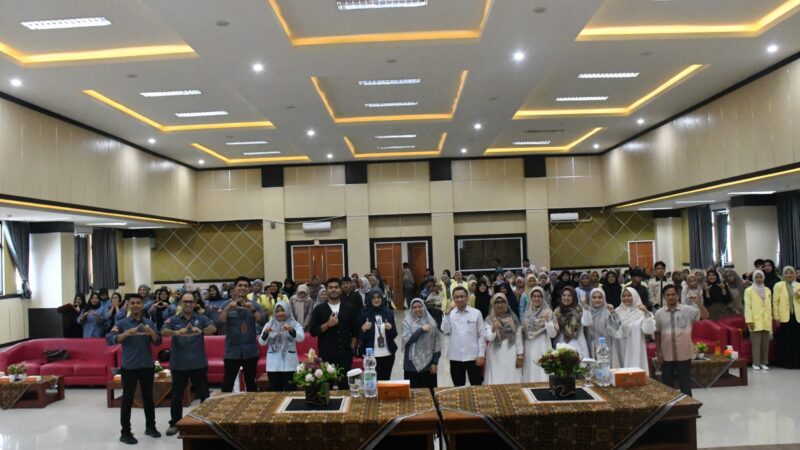 Semen Padang Berbagi Ilmu Tentang Pengelolaan Kearsipan di UNP