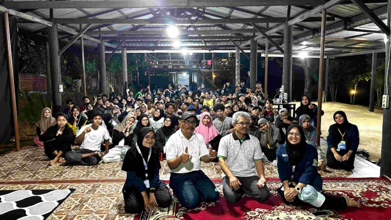 HIMA Sejarah Unand Bekali Angkatan Muda