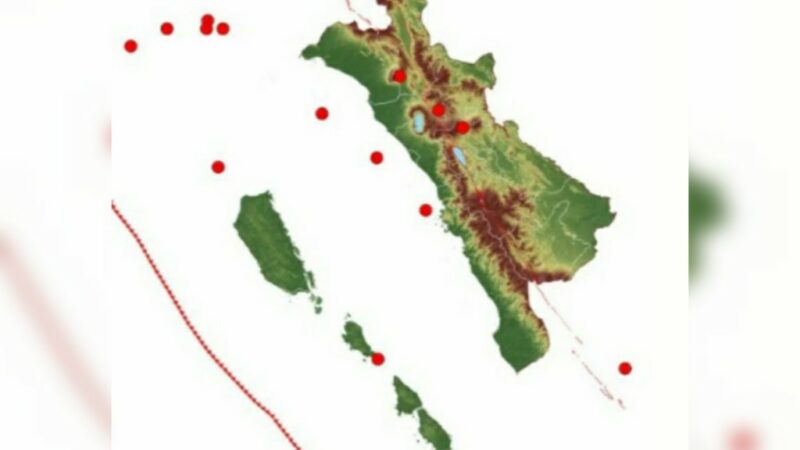 Sebanyak 15 kali gempa bumi terjadi di wilayah Sumatra Barat selama periode 20-26 Oktober 2023. Dari 15 kali tersebut terdapat 1 kali gempa bumi yang dirasakan.