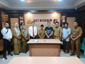 Diduga telah menyelewengan dana desa tahun anggaran 2020/20210, seorang oknum wali nagari di Kecamatan Sumpur, Kabupaten Sijunjung,