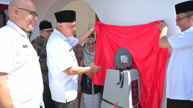 Selamatkan 27 Cagar Budaya, Gubernur Serahkan Masterplan Kota Tua ke Walikota Padang