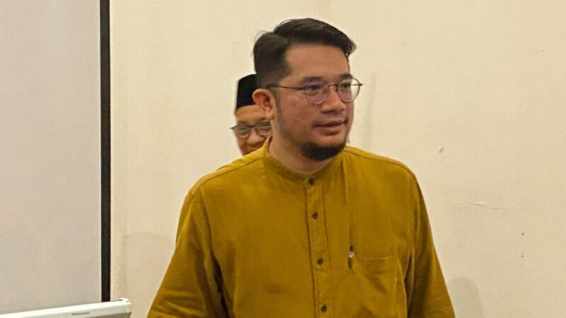 Ketua Umum Partai Ummat, Ridho Rahmadi kalah dalam perolehan suara pemilihan legislatif DPR RI di Dapil Sumatra Barat (Sumbar) I.