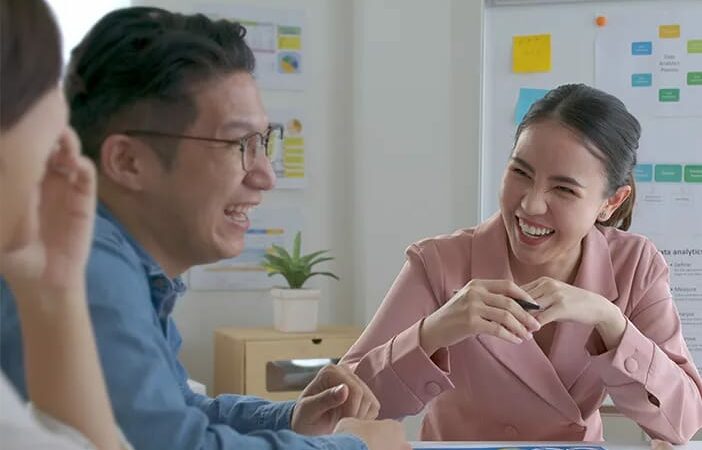 Bagaimana Bersikap Humble dalam Pergaulan ?