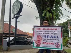 Politikus PDIP di Padang aksi tunggal boikot produk Israel