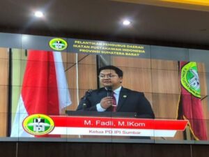 Ketua Pengurus Daerah Ikatan Pustakawan Indonesia Sumatra Barat (PD IPI Sumbar) Muhammad Fadli