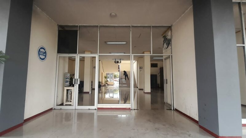 Didemo Mahasiswa Hingga Pecahkan Kaca, Begini Respon Pimpinan Kampus UBH