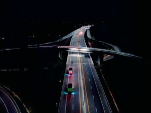 Tingkatkan Layanan, HK Gunakan Teknologi Canggih di Sepanjang Jalan Tol