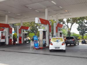 Solar Langka, Anggota Komisi VI DPR Sidak SPBU di Padang