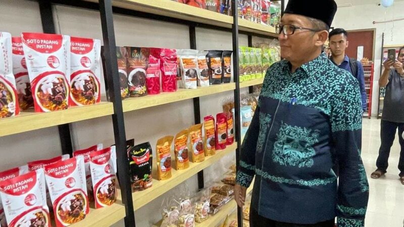 Balaikota Padang Kini Punya KPN Mart