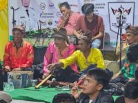 Anak Nagari Panyalaian Hidupkan Malam Kesenian Tradisi