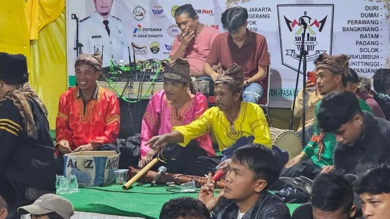 Anak Nagari Panyalaian Hidupkan Malam Kesenian Tradisi