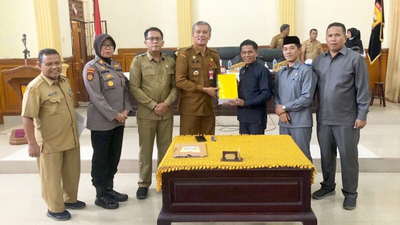 Pj Wako Pariaman Sampaikan Nota RAPBD 2024, Defisit Anggaran Rp16,8 Miliar