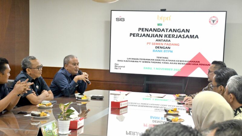 Fasilitasi Karyawan Berwirausaha Jelang Pensiun, Semen Padang Gandeng BTPN