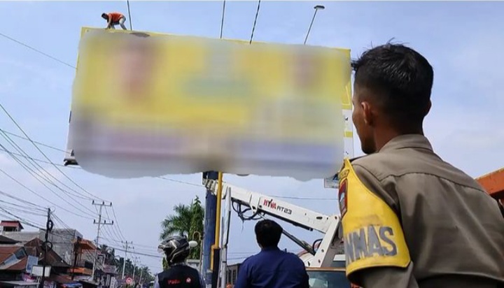 KPU Kota Padang sudah mengeluarkan Surat Keputusan Nomor 294 Tahun 2023 tentang Penetapan Lokasi Pemasangan Alat Peraga Kampanye (APK)