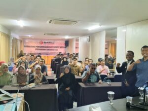Bawaslu Kota Padang menggelar kegiatan sosialisasi pengawasan partisipatif pada Kamis (23/11/2023) di Kawana Hotel Padang.