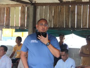 Anggota DPR RI asal Sumbar Andre Rosiade langsung menelepon Menteri Kelautan dan Perikanan Wahyu Sakti Trenggono di Muara Nagari Lansano