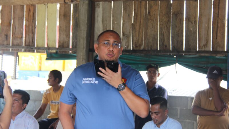 Anggota DPR RI asal Sumbar Andre Rosiade langsung menelepon Menteri Kelautan dan Perikanan Wahyu Sakti Trenggono di Muara Nagari Lansano