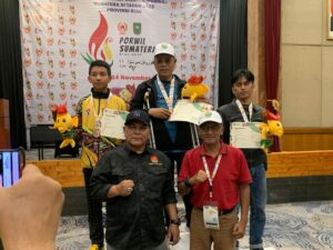 Cabang olahraga (cabor) catur berhasil menambah tiga medali untuk Sumatra Barat di ajang Porwil Sumatra XI-2023 hari ketujuh, Sabtu